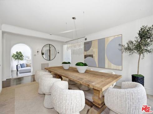 19382 Woodlands Drive, Huntington Beach, CA