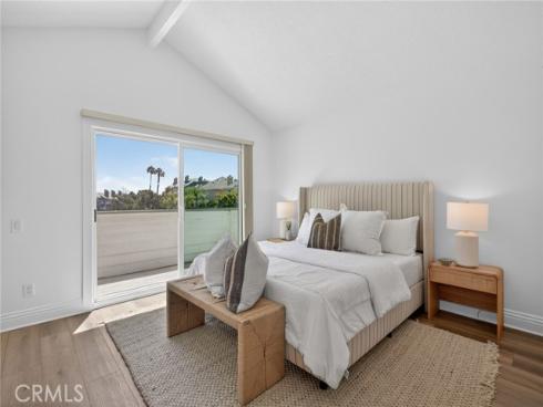 1301 Lakeside Lane, Huntington Beach, CA