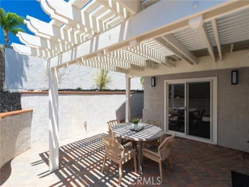 1301 Lakeside Lane, Huntington Beach, CA