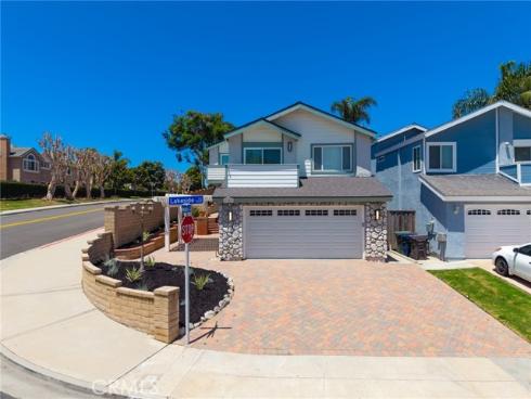 1301 Lakeside Lane, Huntington Beach, CA