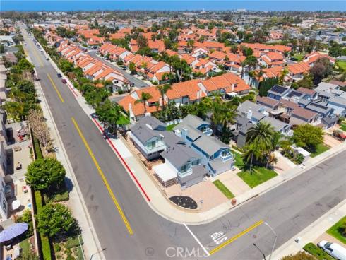 1301 Lakeside Lane, Huntington Beach, CA