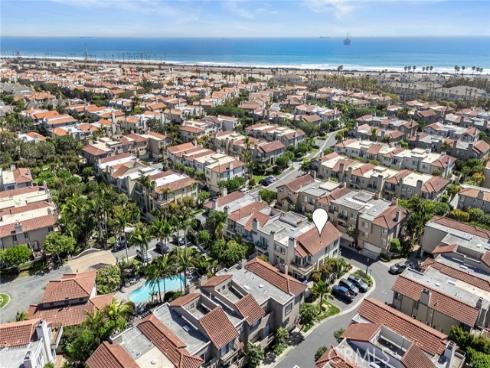 19256 Seabrook Lane, Huntington Beach, CA