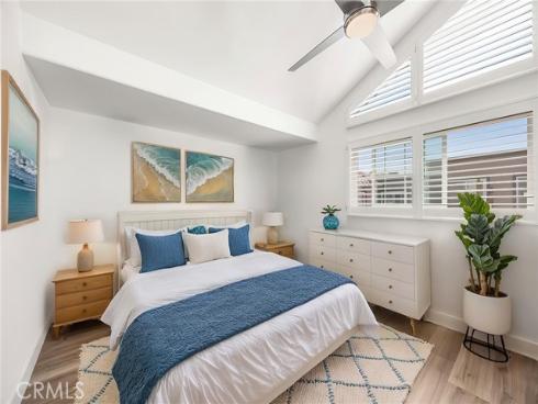 19256 Seabrook Lane, Huntington Beach, CA