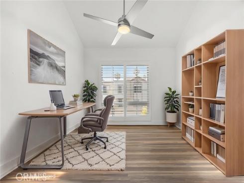 19256 Seabrook Lane, Huntington Beach, CA