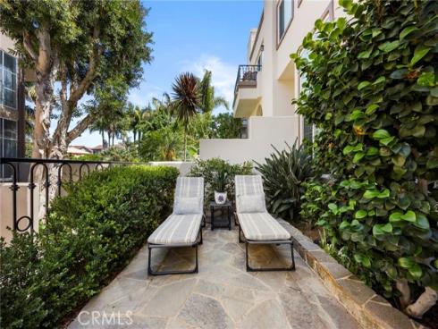 19256 Seabrook Lane, Huntington Beach, CA