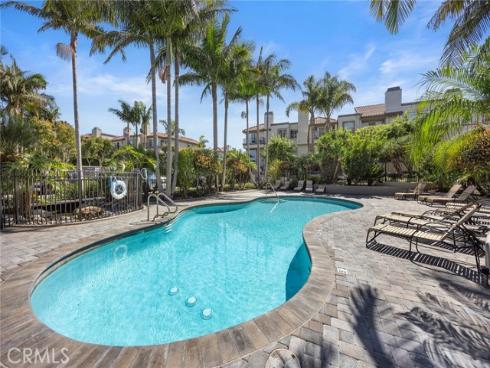 19256 Seabrook Lane, Huntington Beach, CA