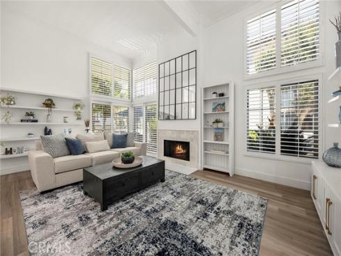 19256 Seabrook Lane, Huntington Beach, CA