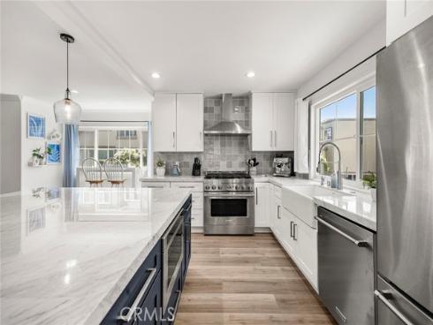 19256 Seabrook Lane, Huntington Beach, CA