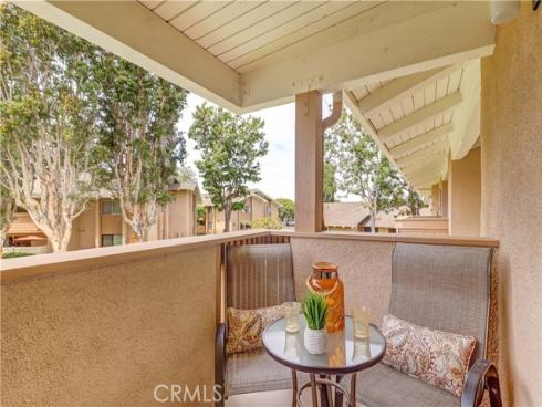 8877 Lauderdale 210-G Court, Huntington Beach, CA