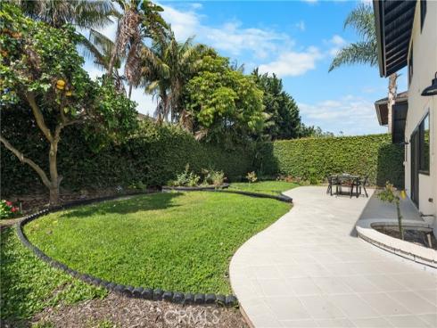 10091 Edye Drive, Huntington Beach, CA