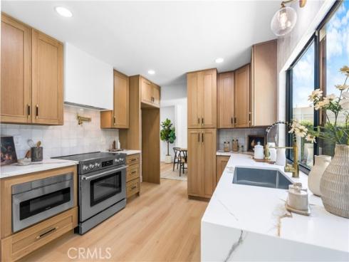 10091 Edye Drive, Huntington Beach, CA