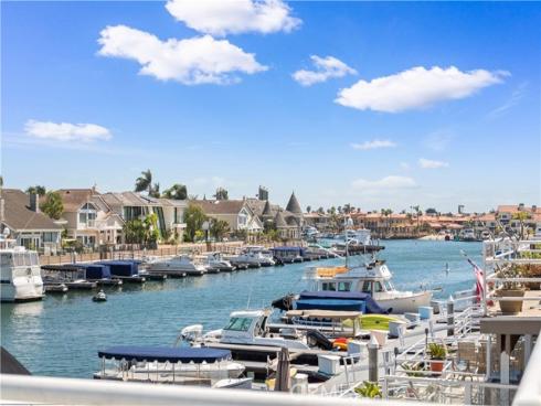 3312 Tempe , Huntington Beach, CA