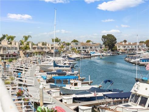 3312 Tempe , Huntington Beach, CA