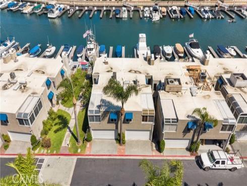 3312 Tempe , Huntington Beach, CA
