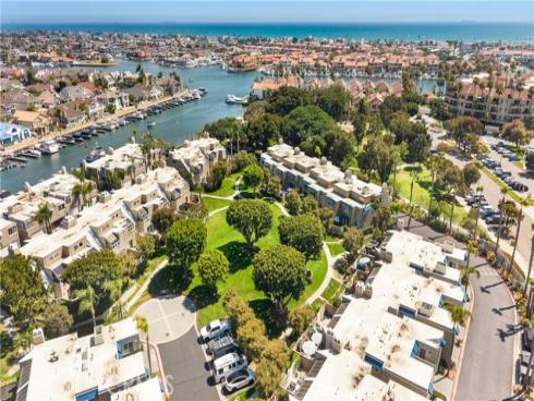 3312 Tempe , Huntington Beach, CA