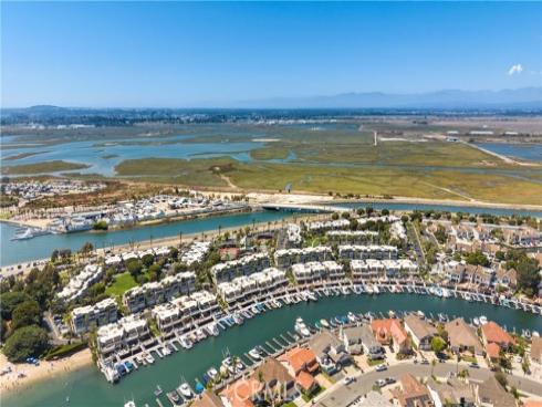 3312  Tempe  , Huntington Beach, CA