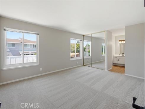 6921 Garden Circle, Huntington Beach, CA