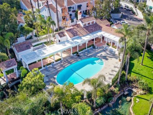 19342 Sunray 104 Lane, Huntington Beach, CA