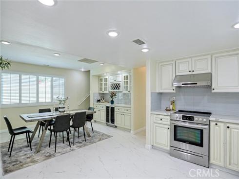 320  7th  , Huntington Beach, CA
