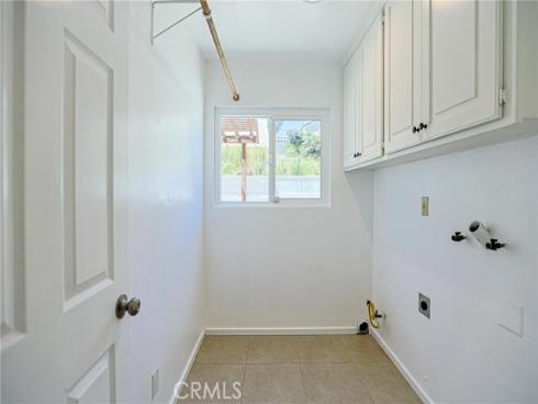 320  7th  , Huntington Beach, CA
