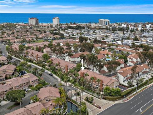21038 Poolside , Huntington Beach, CA