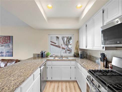 21038 Poolside , Huntington Beach, CA