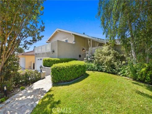 8392 Snowbird Drive, Huntington Beach, CA