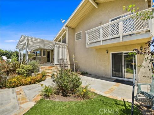 8392 Snowbird Drive, Huntington Beach, CA