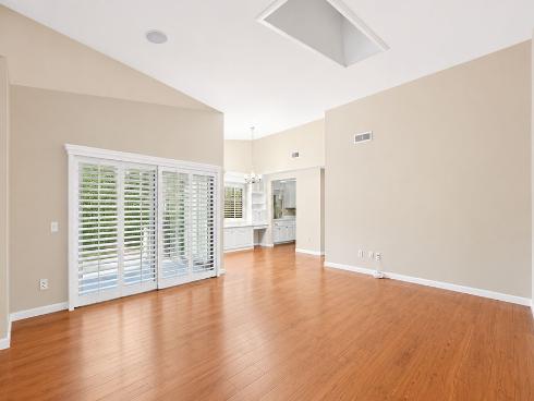 8877  Tulare  313D  Drive, Huntington Beach, CA