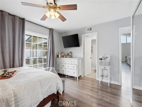 8021 Sunset Circle, Huntington Beach, CA