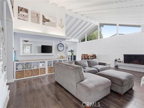 8021 Sunset Circle, Huntington Beach, CA