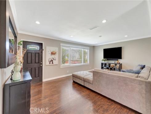5702  Riviera   Drive, Huntington Beach, CA