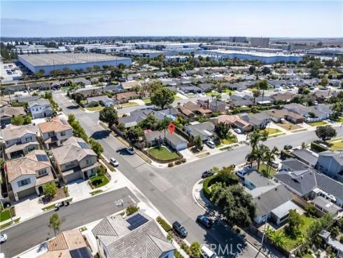 5702  Riviera   Drive, Huntington Beach, CA