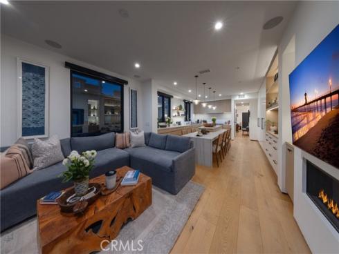 122  22nd   Street, Huntington Beach, CA