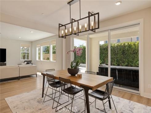 21171  Strathmoor  , Huntington Beach, CA