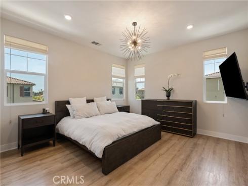 21171  Strathmoor  , Huntington Beach, CA