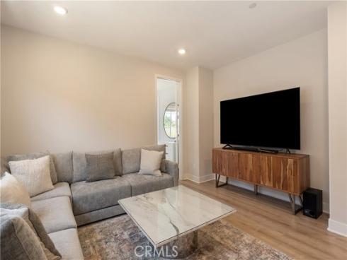 21171  Strathmoor  , Huntington Beach, CA