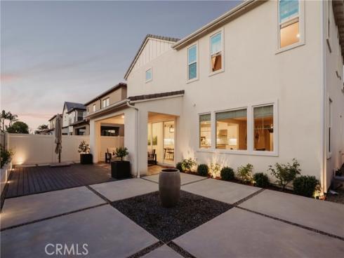 21171  Strathmoor  , Huntington Beach, CA