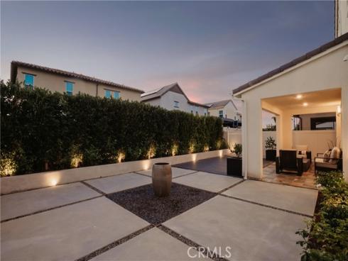 21171  Strathmoor  , Huntington Beach, CA