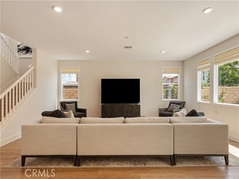 21171  Strathmoor  , Huntington Beach, CA