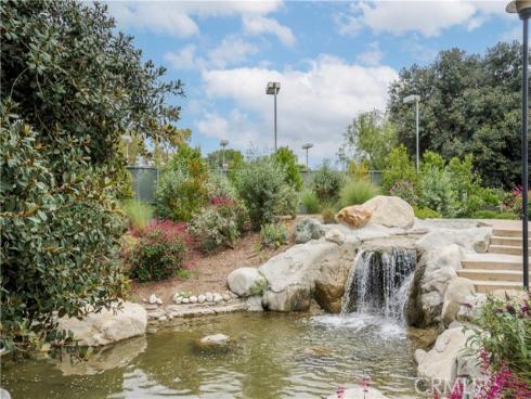 262  Streamwood  , Irvine, CA