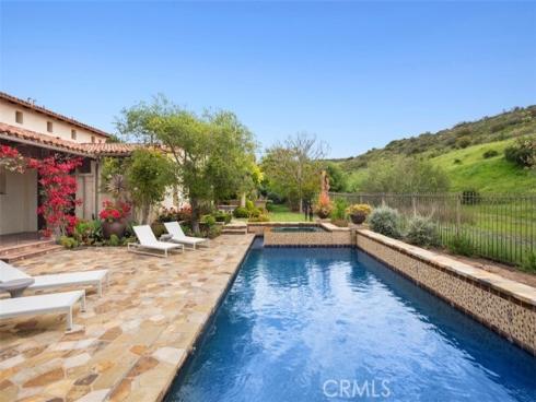 60  Canyon Creek  , Irvine, CA