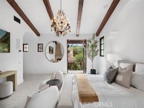 60  Canyon Creek  , Irvine, CA