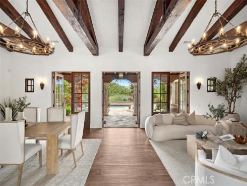 60  Canyon Creek  , Irvine, CA