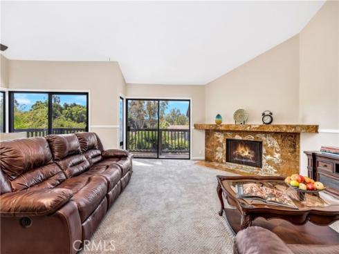 3 Palos 51 , Irvine, CA