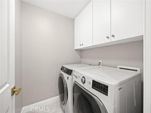 81 Hallmark , Irvine, CA