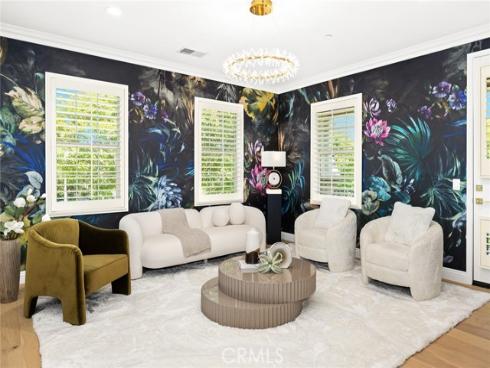 81 Hallmark , Irvine, CA