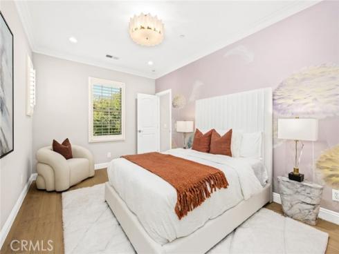 81 Hallmark , Irvine, CA