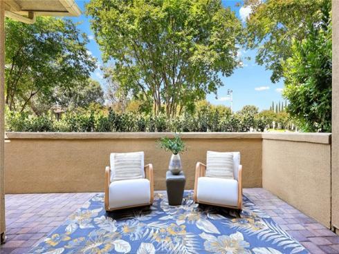 81 Hallmark , Irvine, CA