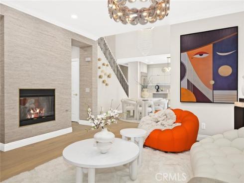 81 Hallmark , Irvine, CA